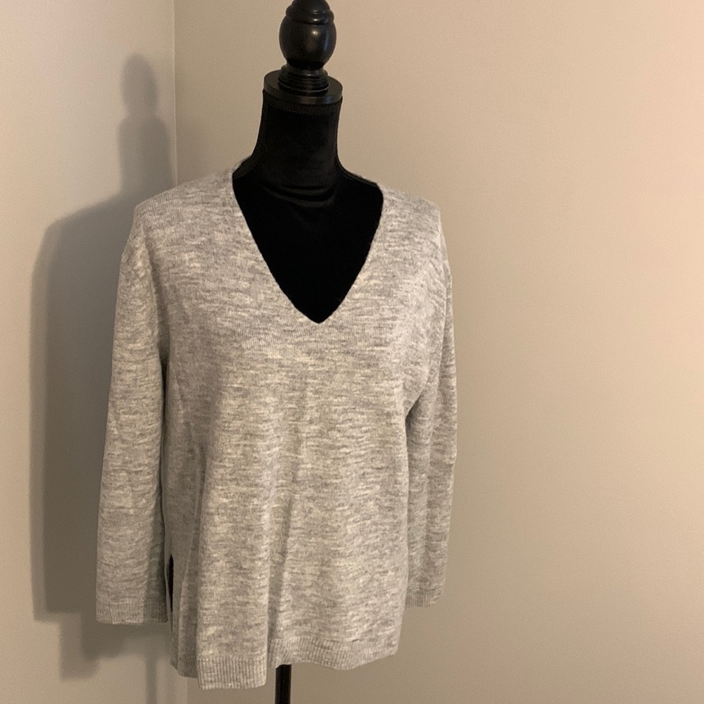 Banana Republic Gray Sweater